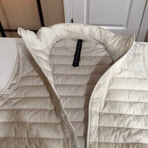 Lululemon Athletica Ivory Quilted Vest